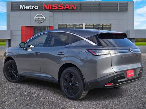 New 2026 Nissan Murano SV image 4