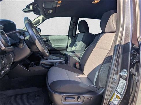 Used 2022 Toyota Tacoma TRD Sport image 20