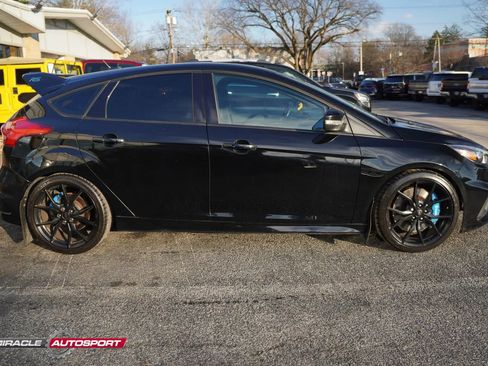 Used 2017 Ford Focus RS image 8