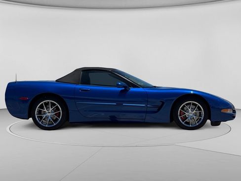 Used 2003 Chevrolet Corvette Convertible w/ Preferred Equipment Group1 RWD image 31