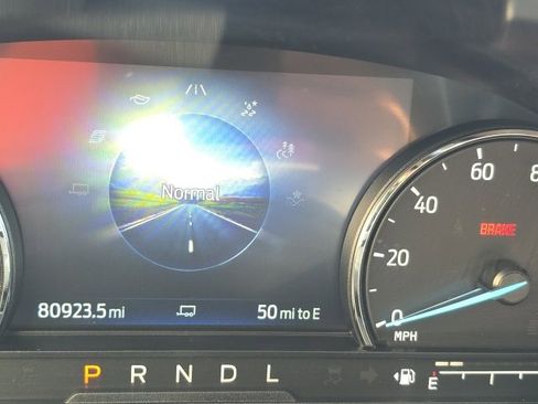 Used 2023 Ford Explorer XLT w/ Equipment Group 202A image 25