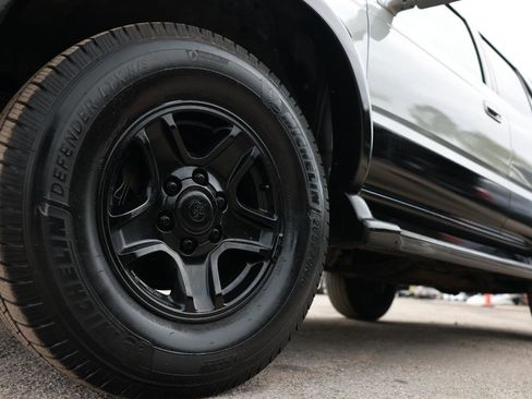 Used 2001 Toyota 4Runner SR5 image 28