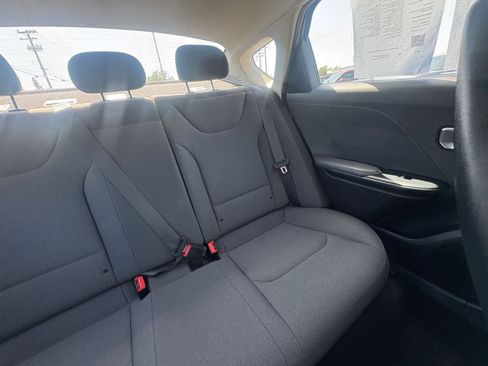 Used 2025 Kia K4 FWD image 37