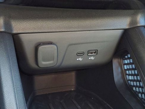 Used 2026 Chevrolet TrailBlazer LT w/ LT Cold Weather Package AWD/4WD image 22