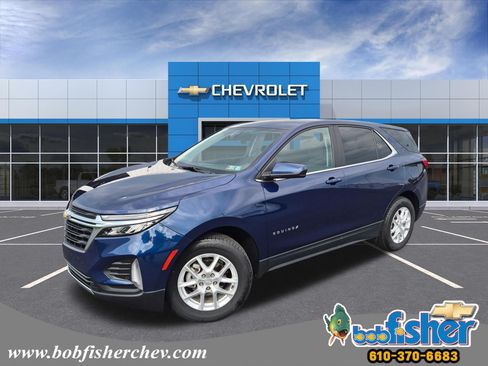 Certified 2022 Chevrolet Equinox LT AWD/4WD image 1