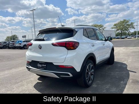Used 2022 Buick Encore GX Select AWD/4WD image 3