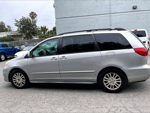 Used 2009 Toyota Sienna FWD image 7
