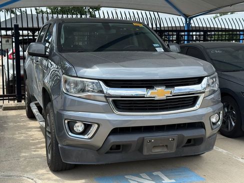 Used 2019 Chevrolet Colorado LT w/ LT Convenience Package RWD image 3