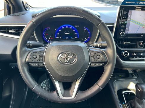 Used 2020 Toyota Corolla XSE image 26