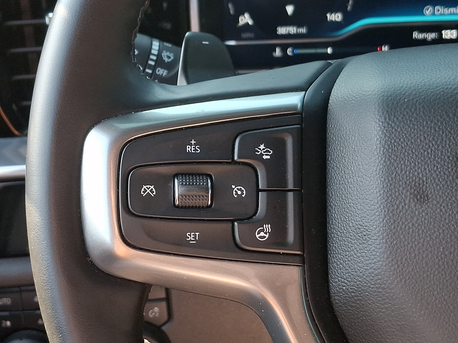 Used 2025 Chevrolet Silverado 1500 LT Trail Boss w/ Convenience Package II AWD/4WD image 22