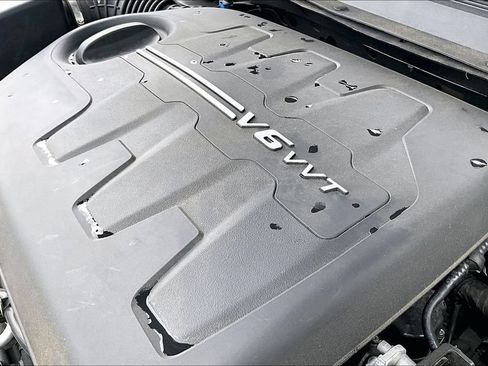 Used 2019 Jeep Cherokee Latitude Plus w/ Cold Weather Group AWD/4WD image 34