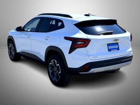 New 2026 Chevrolet Trax LT w/ Driver Confidence Package image 7