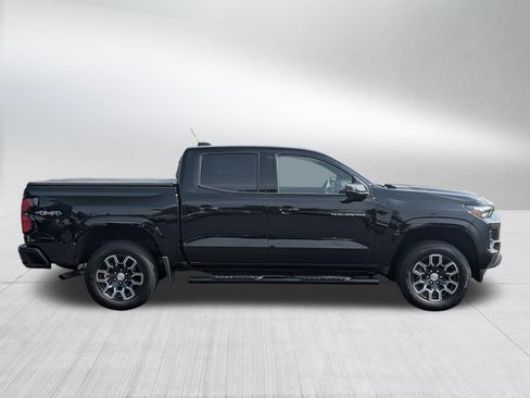 Used 2024 Chevrolet Colorado LT w/ LT Convenience Package III AWD/4WD image 8