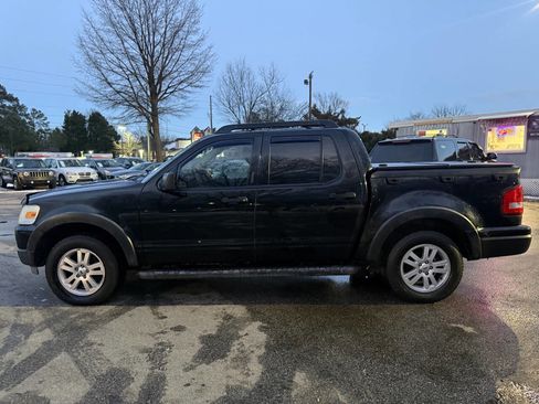 Used 2010 Ford Explorer Sport Trac XLT image 8