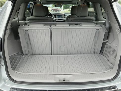 Used 2018 Toyota Highlander Limited Platinum w/ Protection Package #3 AWD/4WD image 19