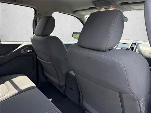 Used 2019 Nissan Frontier SV AWD/4WD image 26
