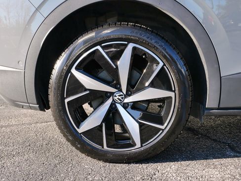 Used 2024 Volkswagen ID.4 Pro S image 34