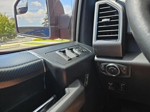 Used 2019 Ford F150 XLT w/ Equipment Group 302A Luxury AWD/4WD image 36