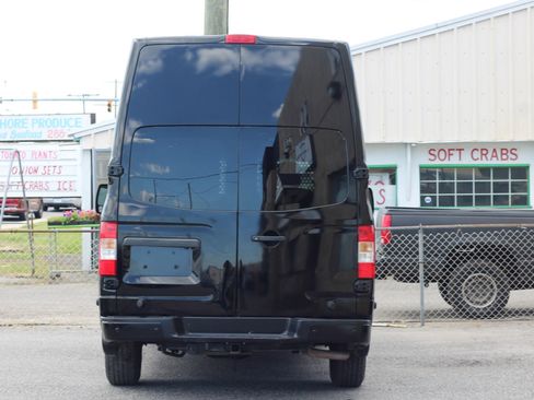 Used 2021 Nissan NV 2500 SV w/ Back Door Glass Package RWD image 7