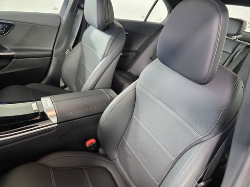 Certified 2025 Mercedes-Benz C 300 Sedan image 11