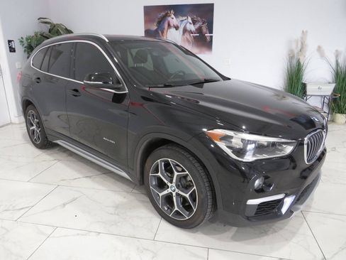 Used 2016 BMW X1 xDrive28i AWD/4WD image 1