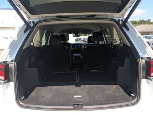 Used 2024 Volkswagen Atlas SE AWD/4WD image 20