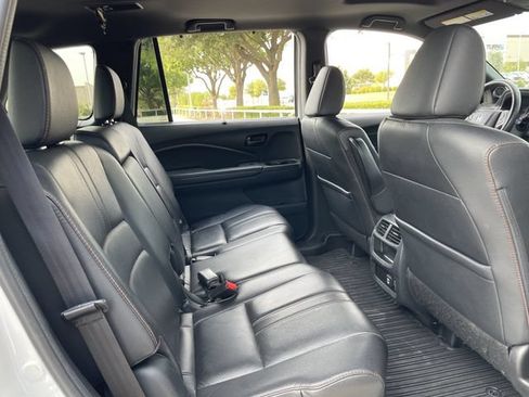 Used 2023 Honda Passport TrailSport image 28