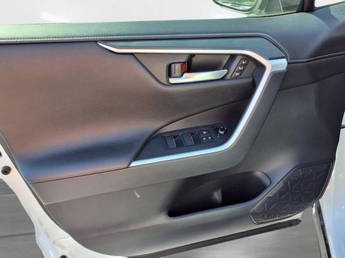 Used 2019 Toyota RAV4 Limited w/ Advanced Technology Package AWD/4WD image 13