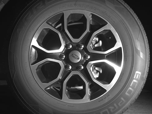 Used 2023 Ford Expedition XLT image 12