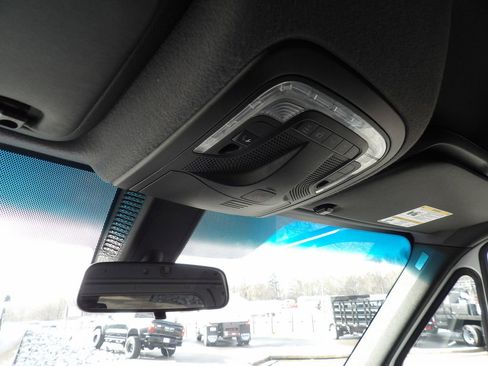 Used 2023 Mercedes-Benz Sprinter 2500 image 25