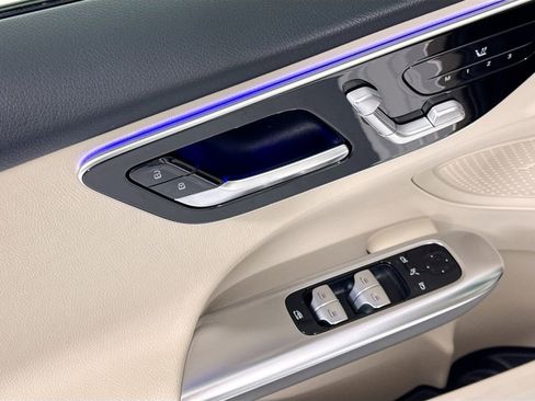 Certified 2023 Mercedes-Benz C 300 Sedan image 23