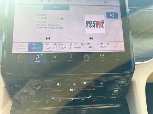 Used 2024 Jeep Grand Cherokee Limited w/ Luxury Tech Group II AWD/4WD image 24