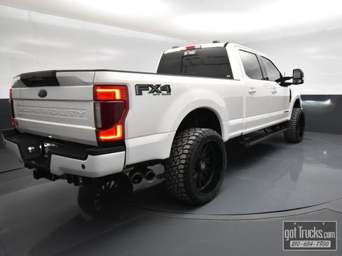 Used 2022 Ford F250 Lariat w/ Black Appearance Package image 47