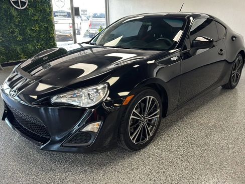 Used 2013 Scion FR-S RWD image 3