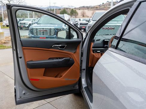 New 2026 Kia Sportage X-Line AWD/4WD image 16