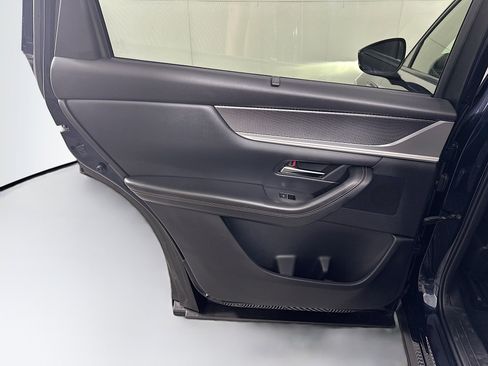 Used 2024 MAZDA CX-90 3.3 Turbo w/ Preferred Plus image 27