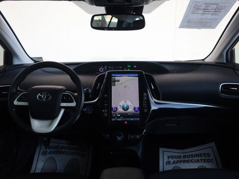 Used 2018 Toyota Prius Four w/ Advanced Technology Package FWD image 32