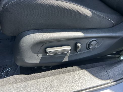 Certified 2023 Honda Accord EX image 15