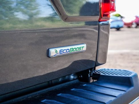 Used 2020 Ford F150 Lariat AWD/4WD image 14