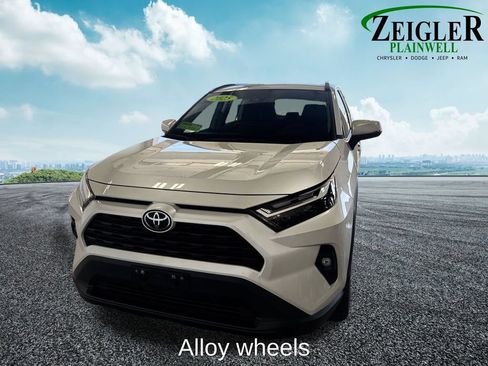 Used 2025 Toyota RAV4 XLE Premium w/ Weather Package AWD/4WD image 9