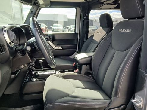 Used 2018 Jeep Wrangler Sahara w/ Connectivity Group image 10