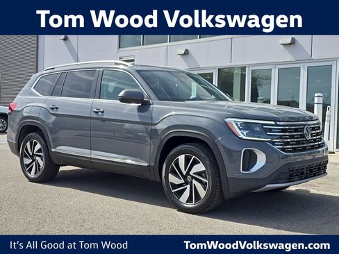 New 2026 Volkswagen Atlas SEL AWD/4WD image 1