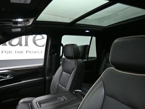 Used 2023 Chevrolet Tahoe Premier w/ Advanced Technology Package AWD/4WD image 11
