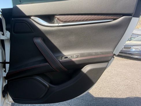 Used 2018 Maserati Ghibli S Q4 image 31