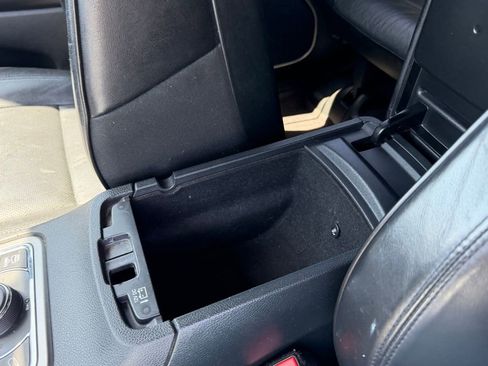 Used 2018 Jeep Grand Cherokee Overland image 26