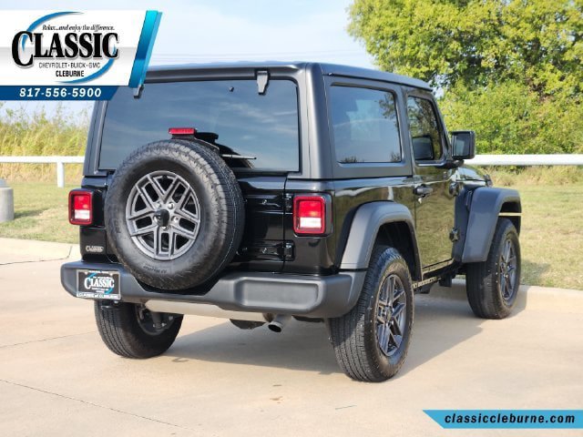 Used 2025 Jeep Wrangler Sport AWD/4WD image 10