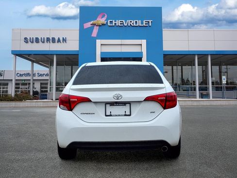 Used 2018 Toyota Corolla SE w/ Carpet Mat Package (TMS) FWD image 5