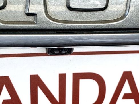 Used 2019 Toyota Sequoia Limited w/ Safety & Convenience Package image 47