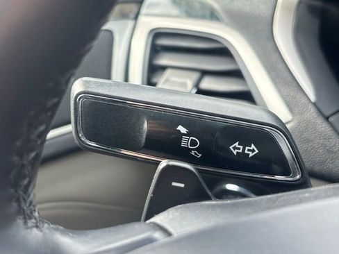 Used 2017 Lincoln MKZ Reserve w/ Climate Package FWD image 22