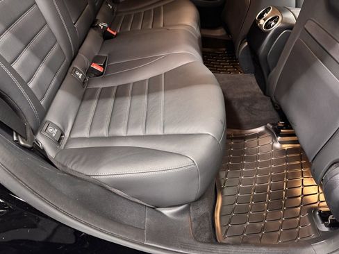 Used 2022 Mercedes-Benz GLC 300 4MATIC Coupe image 23